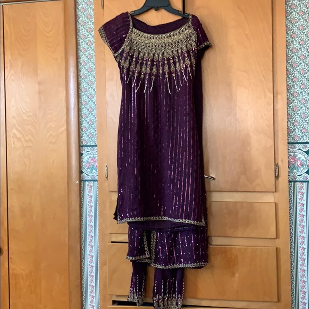 plazzo type outfit. with 2 in 1 pants.
